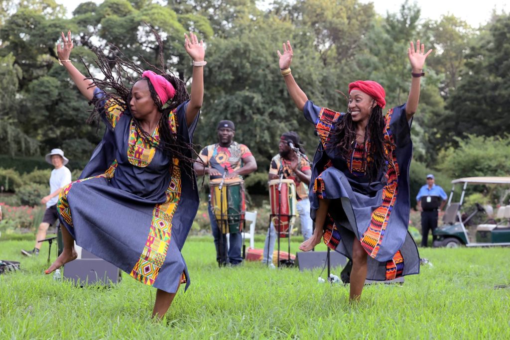 Rasin Okan reclaims Haitian roots music with debut album ‘Jou Ma Lonje’