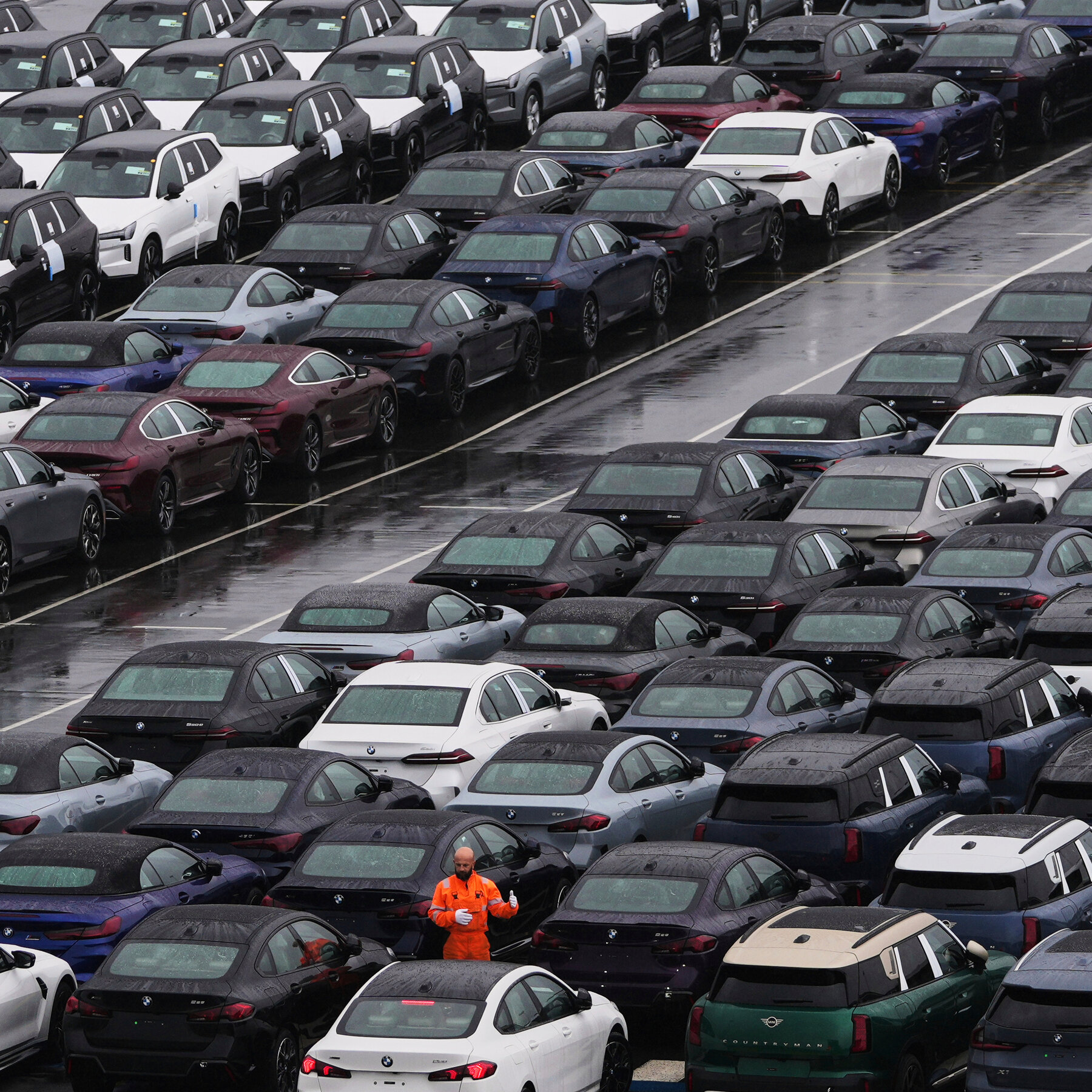 Europe Gets a Written Trump Trade Deal, With a Caveat for Automakers