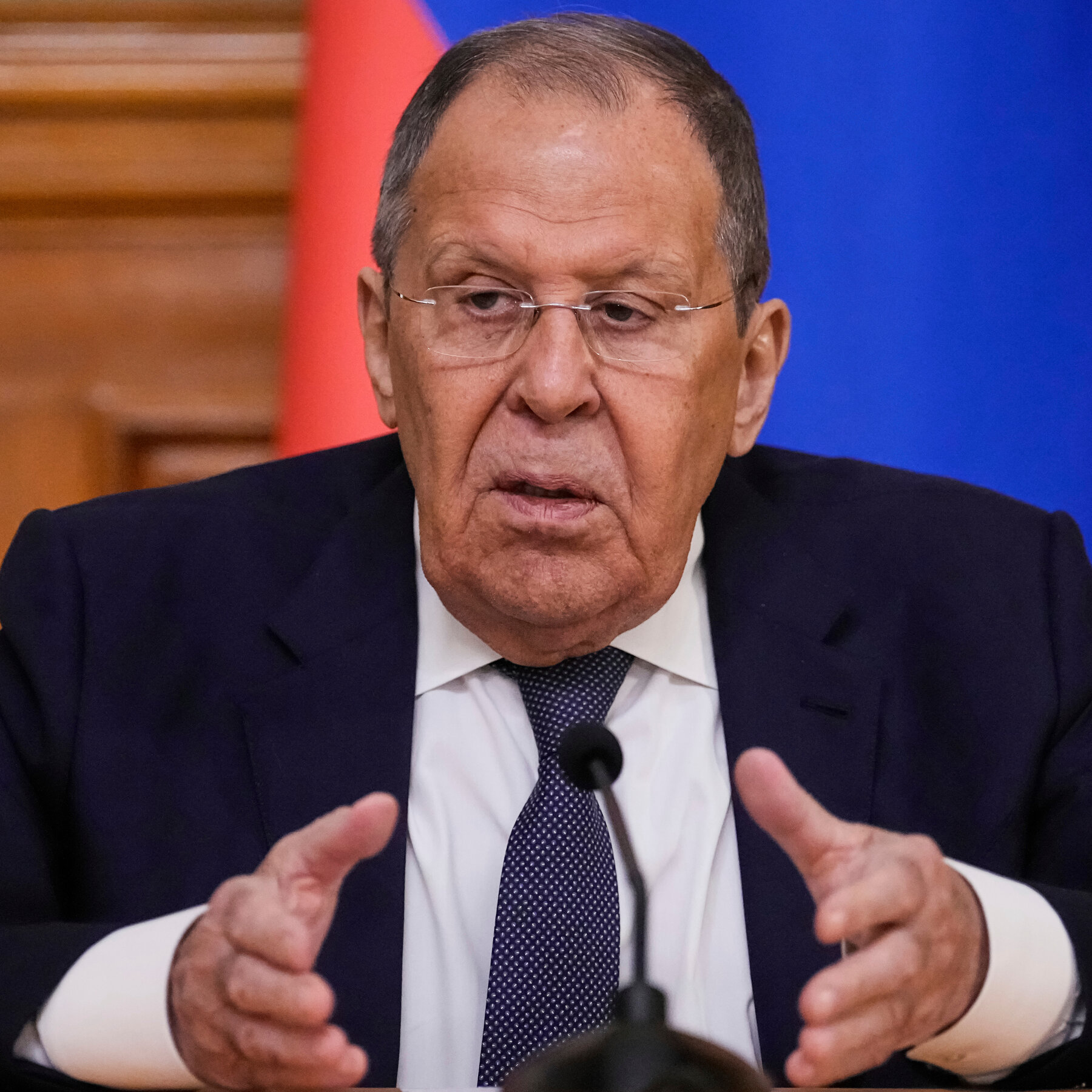 Russia’s Top Diplomat Says There Is No Plan for Putin-Zelensky Meeting