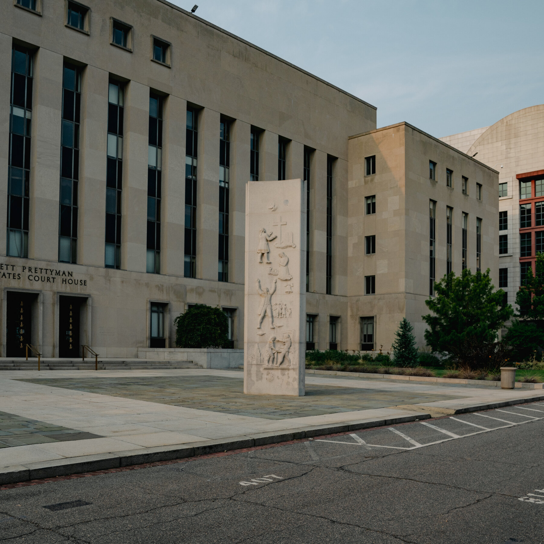 Prosecutors Fail 3 Times to Charge Woman With Assault of F.B.I. Agent in D.C.