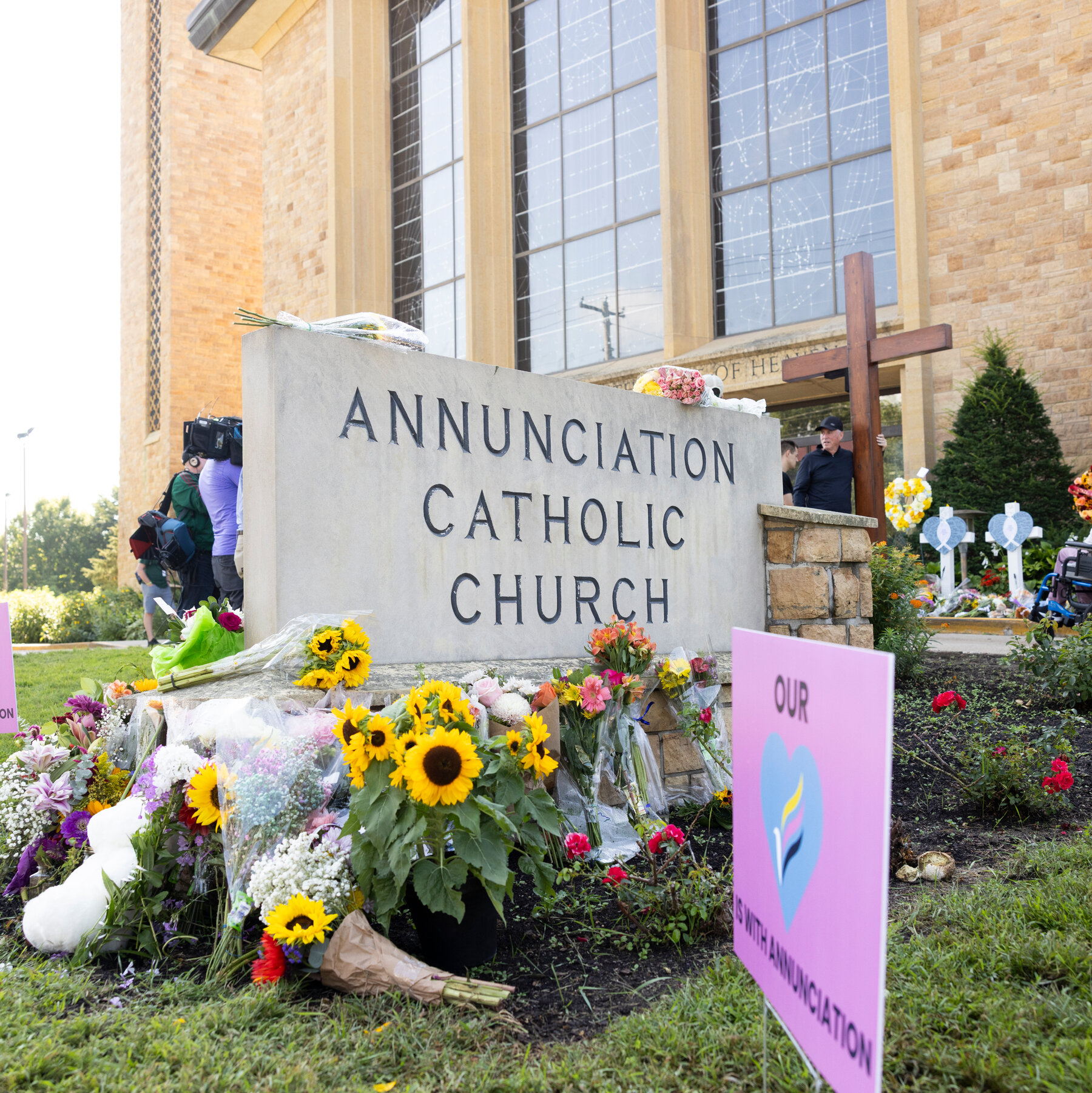 Minnesota Shooting: Students, Staff and Medical Workers Describe Acts of Heroism