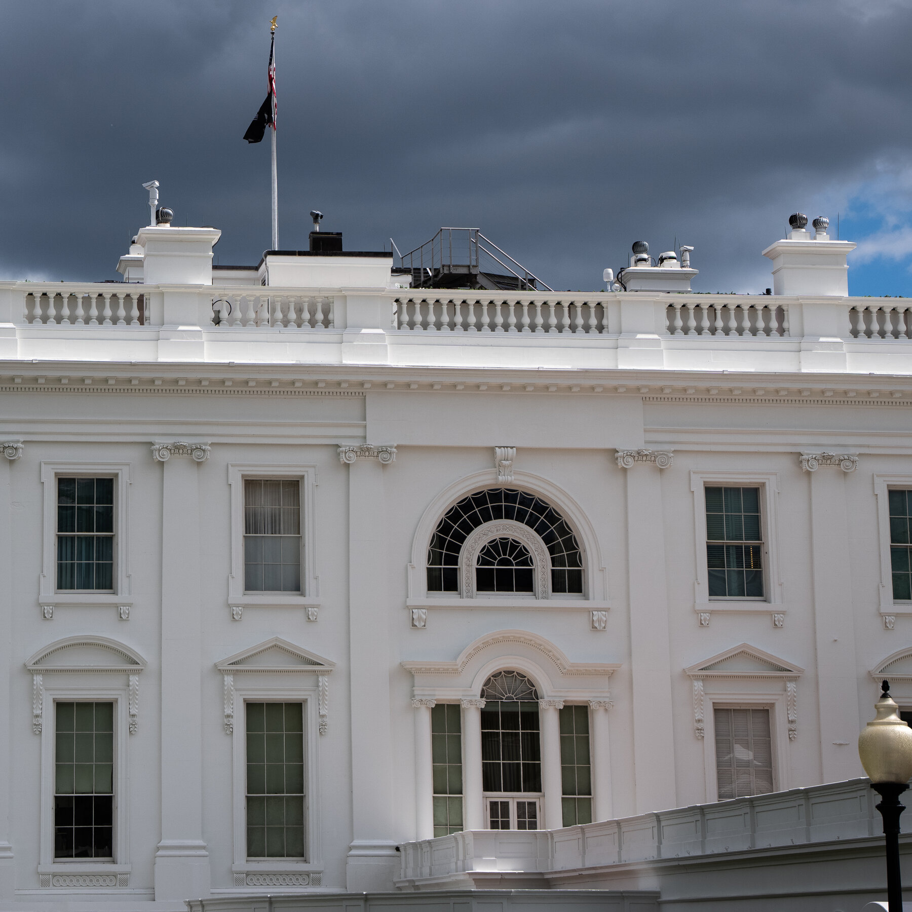 Trump Blames AI for Viral White House Trash Bag Video That Was Confirmed as Real