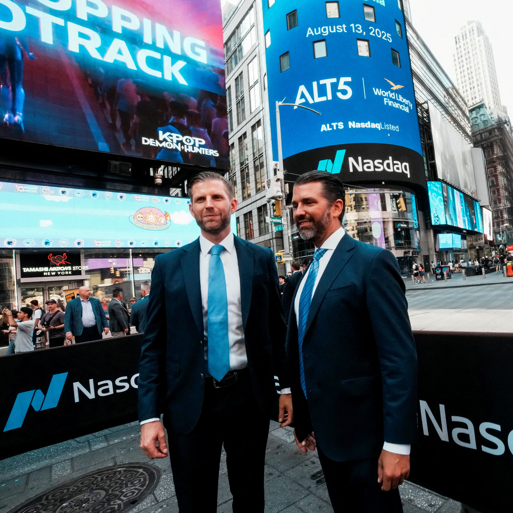 Trump Family Profits Even With Tepid Launch of Crypto Tokens