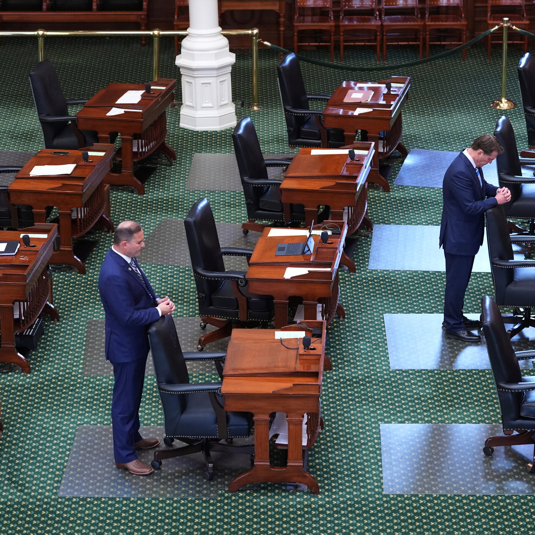 Texas Senate Passes Bill to Crack Down on Mail-Order Abortion Pills