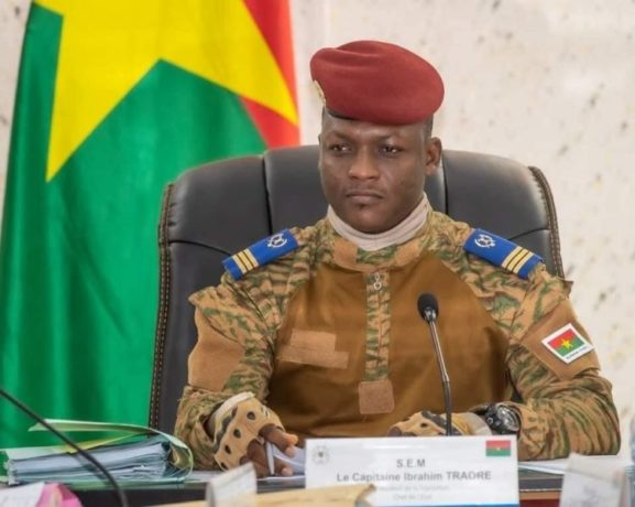Le Burkina Faso ouvre ses frontières sans frais de visa aux Africains