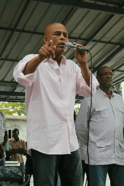 Michel Martelly devrait-il, lui aussi, s’inquiéter après le dernier message de l’ambassadeur Wooster à « Pause café » ?