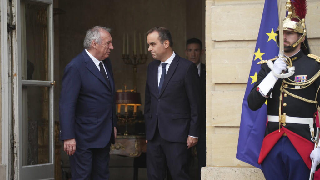 Lecornu ends perks for former PMs, while balancing demands from left and right