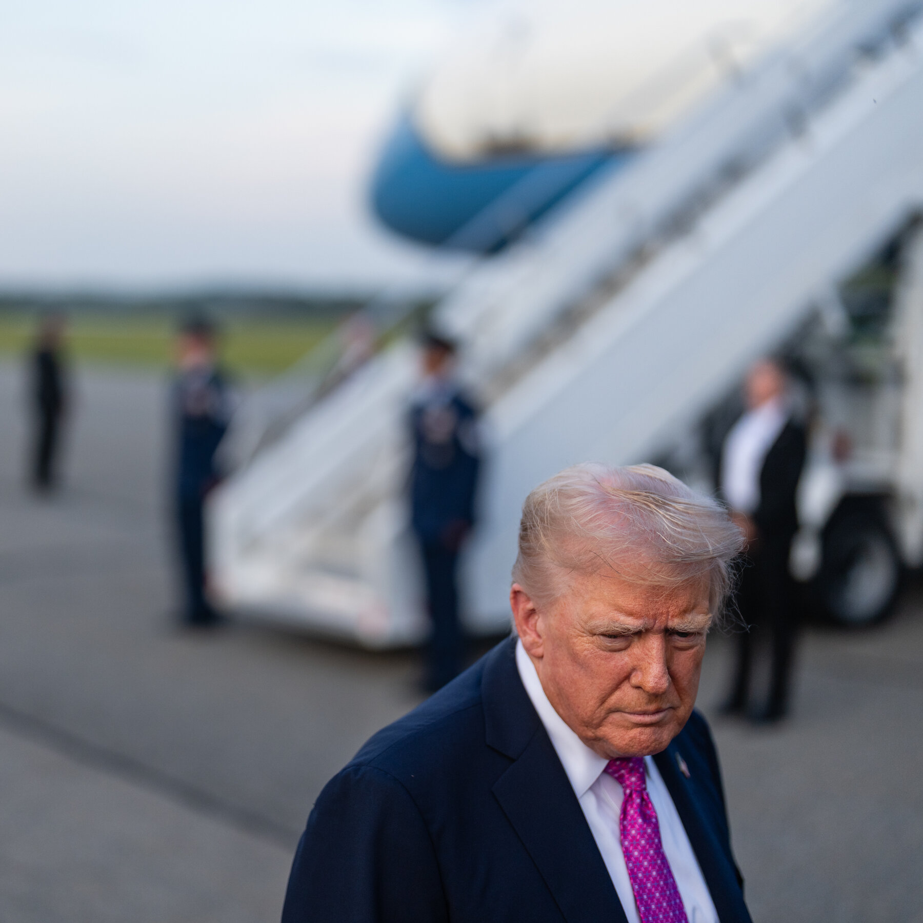 Democrats Seek to Limit Trump’s War Powers After Venezuela Boat Strikes