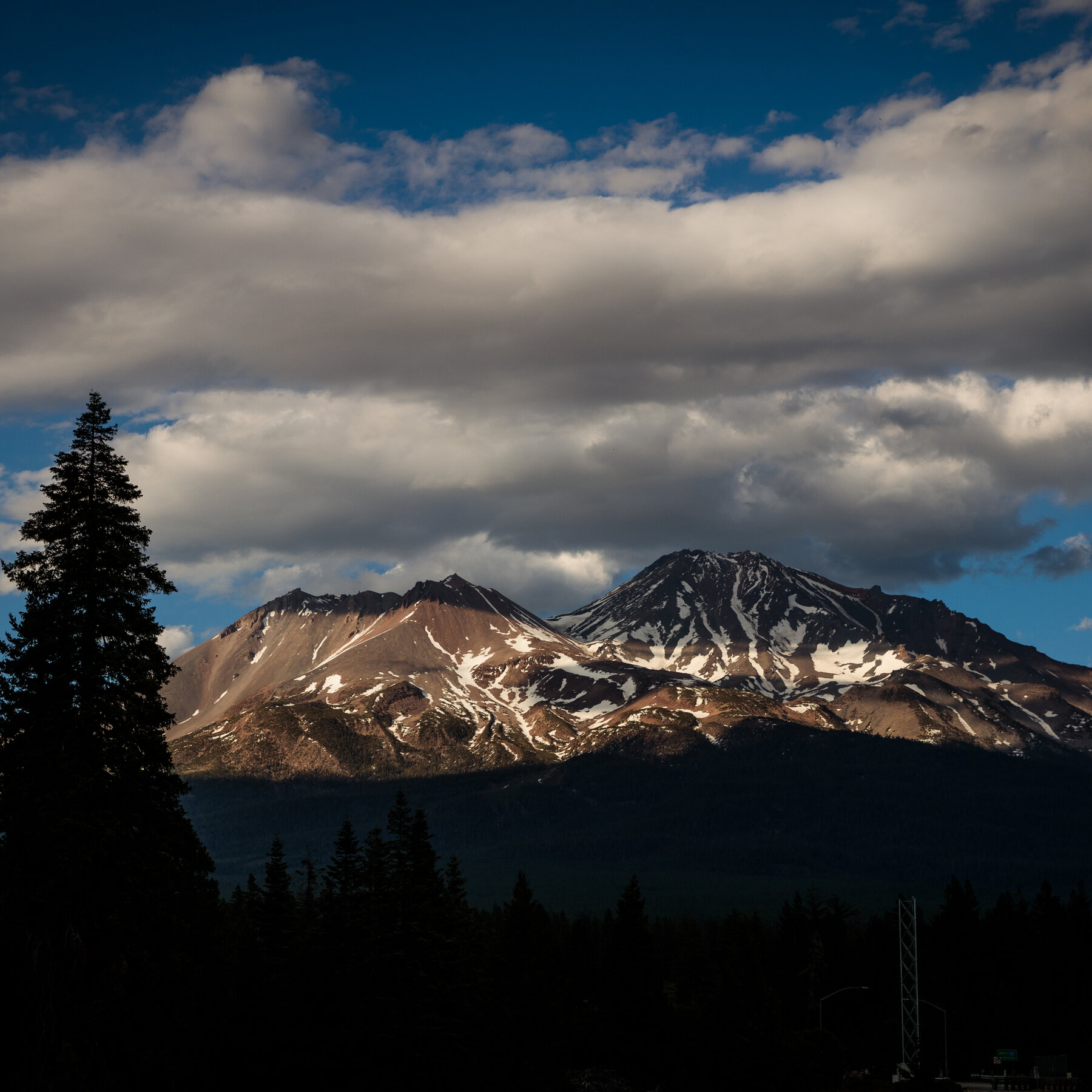 Tech Executive Dies After Falling 2,000 Feet on Mount Shasta
