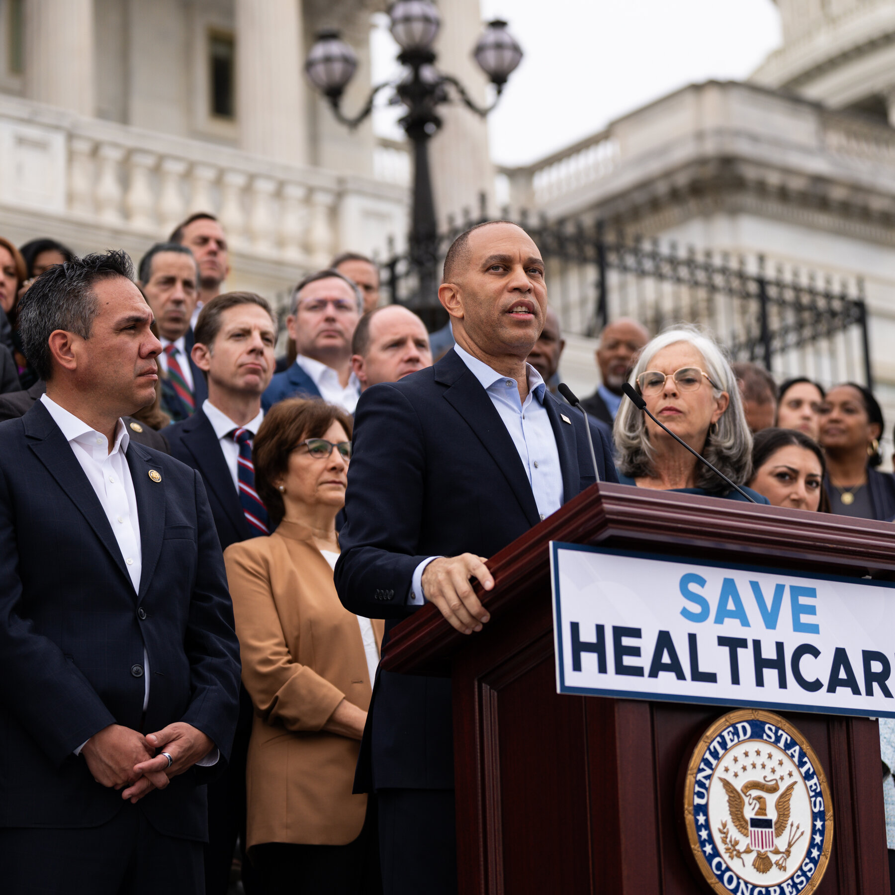 Deadlock Grows Uglier as Congress Heads Toward Government Shutdown