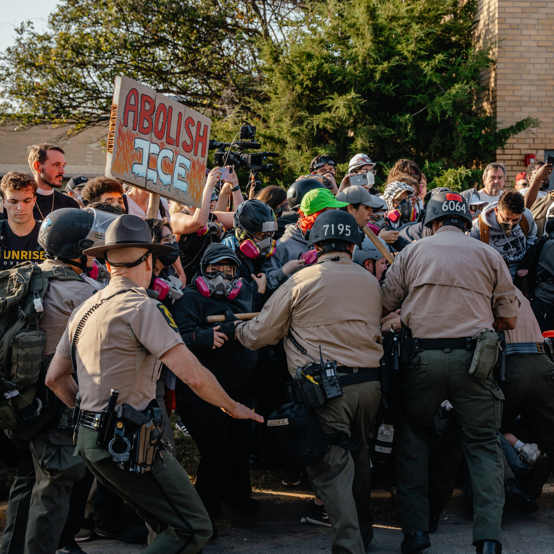 A Chicago federal grand jury deals the latest setback to Trump’s immigration enforcement efforts.