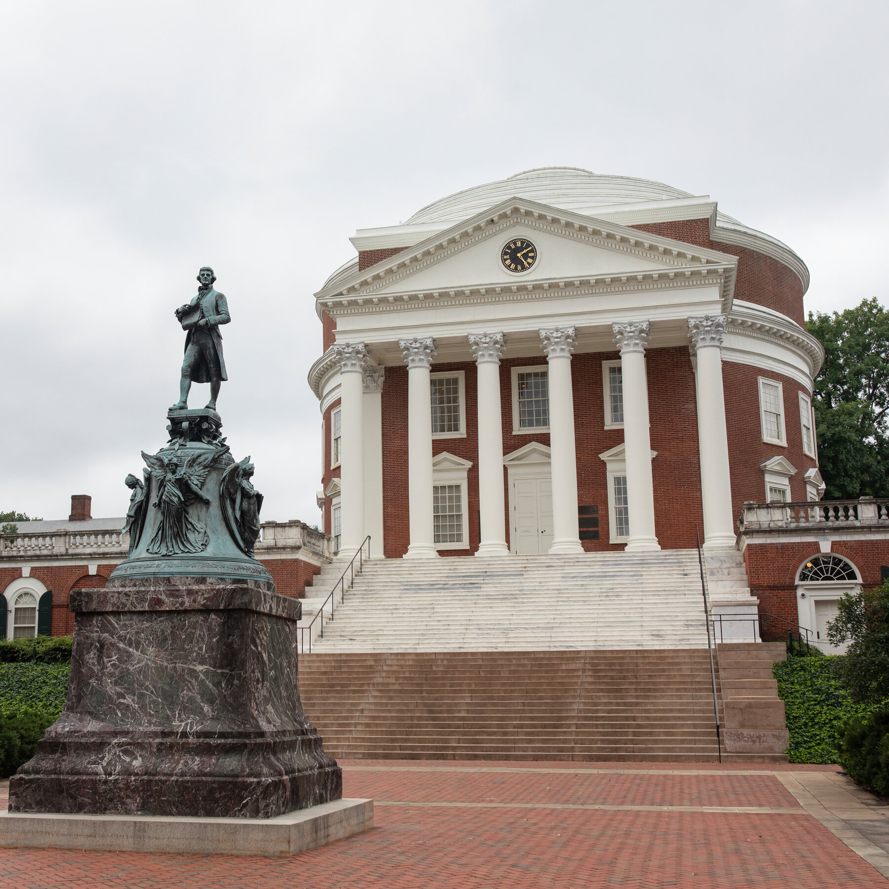 Trump Officials Move Toward Deal With University of Virginia After Standoff