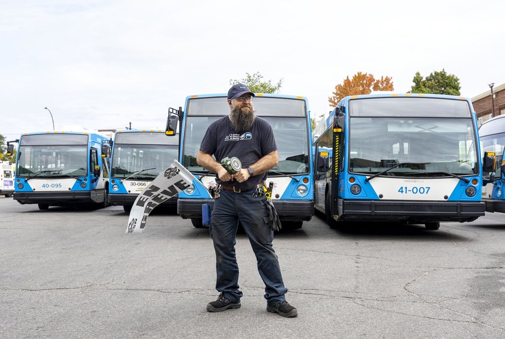 Montreal transit agency seeks mediation with bus, metro drivers to avoid more strikes