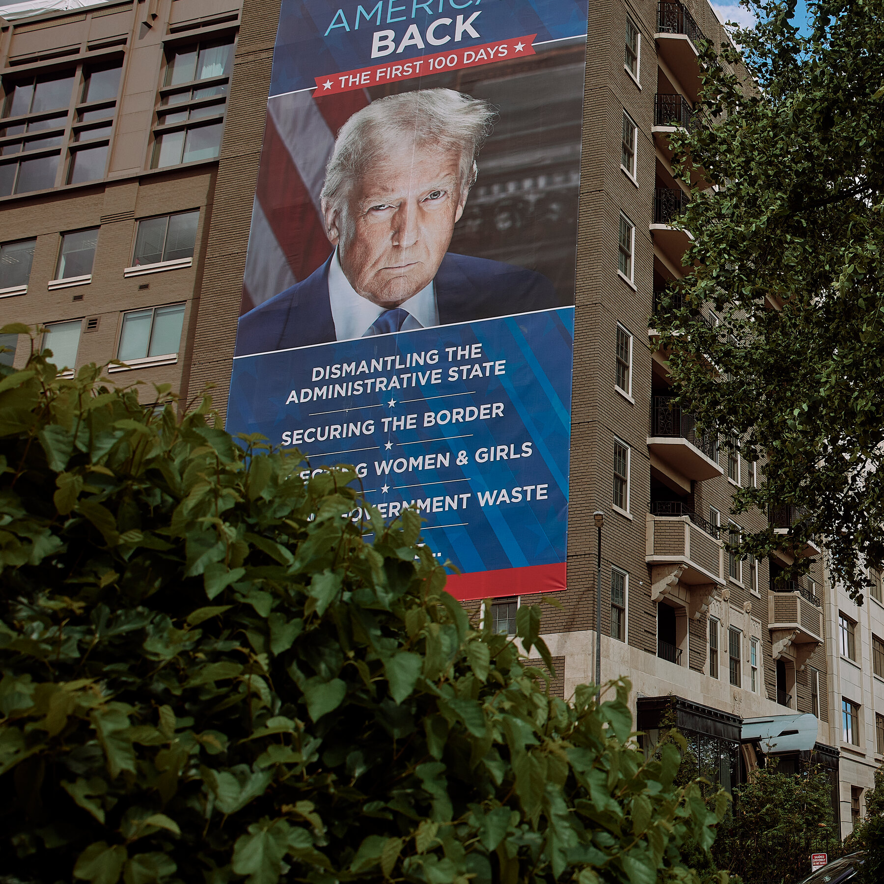 Heritage Foundation Board Member Resigns Over Video Defending Tucker Carlson