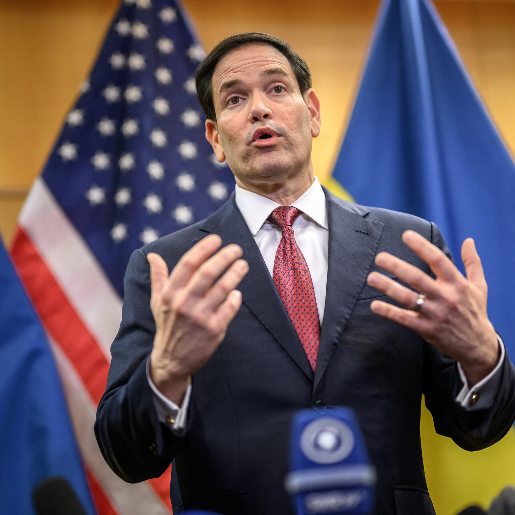 How Rubio Tried to Bring a Pro-Russia Peace Plan to Middle Ground