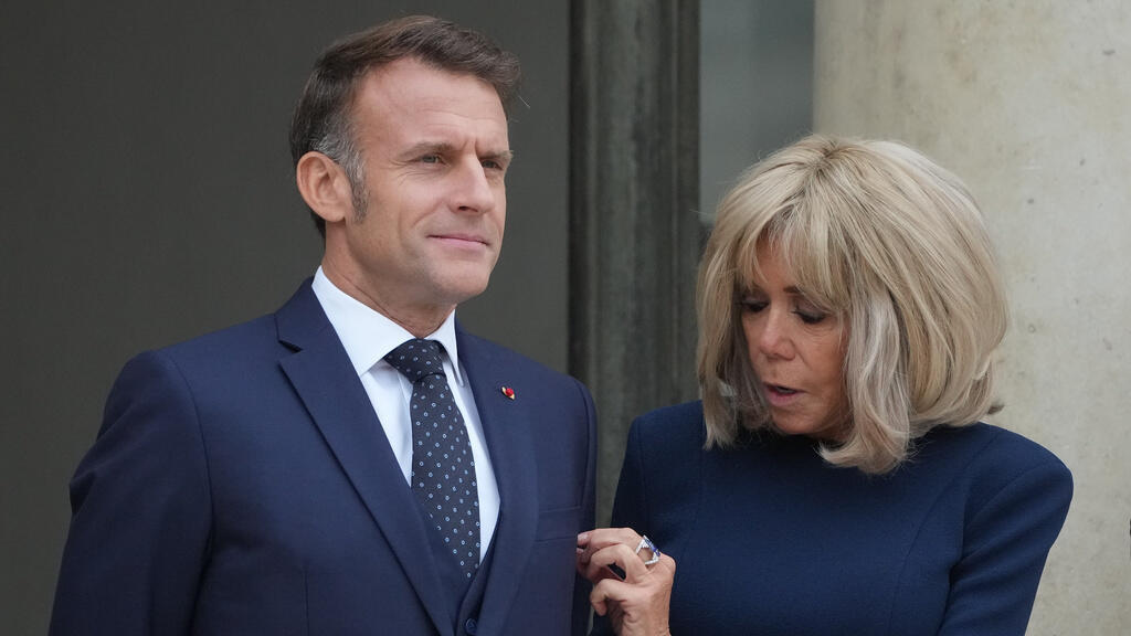 Macron pushes for new legislation to rapidly block digital disinformation