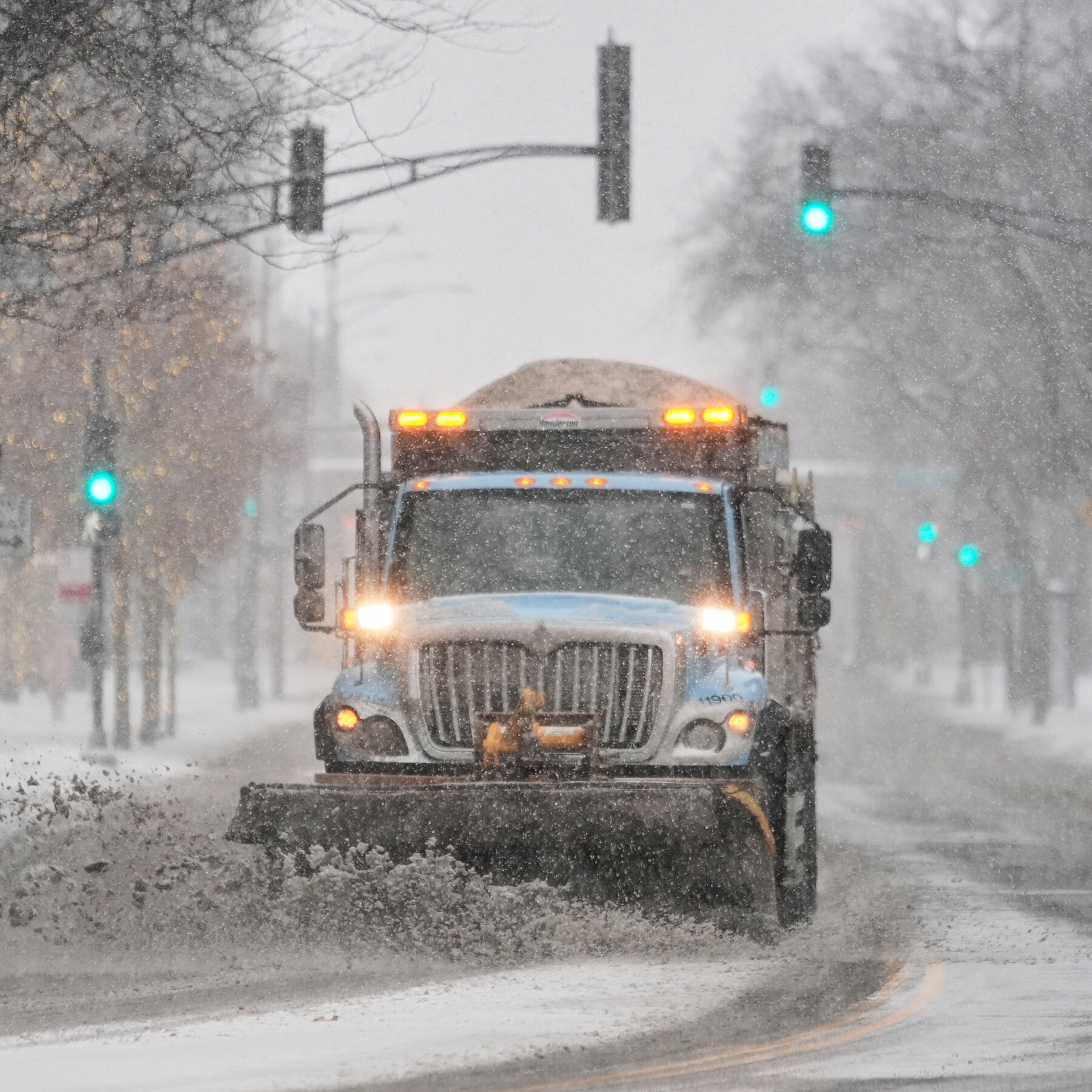 Snow Falls in New York State as Major Storm Approaches