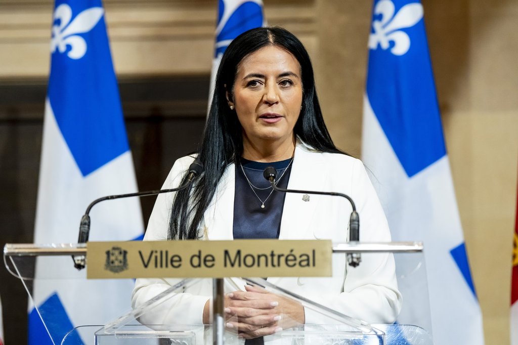 Montreal mayor revives debate over police body-worn cameras