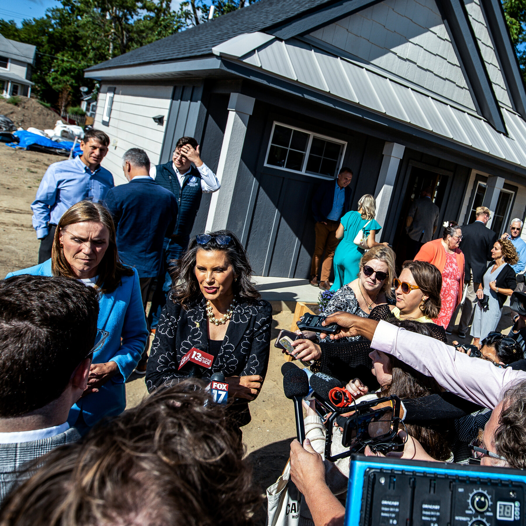 At a Democratic Governors Event, Hope, Nerves and Buzz for the Midterms and 2028 Election