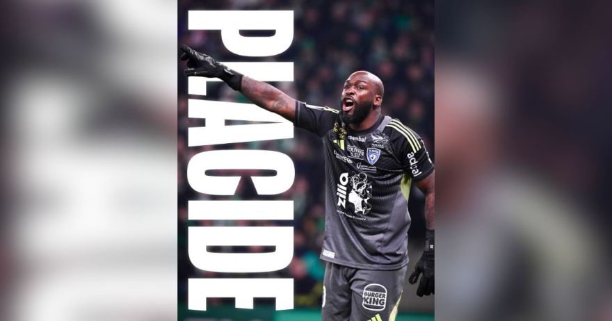 Johny Placide signe une prestation XXL : 8 arrêts décisifs et une passe décisive pour sauver le SC Bastia face à l’AS Sainte-Étienne