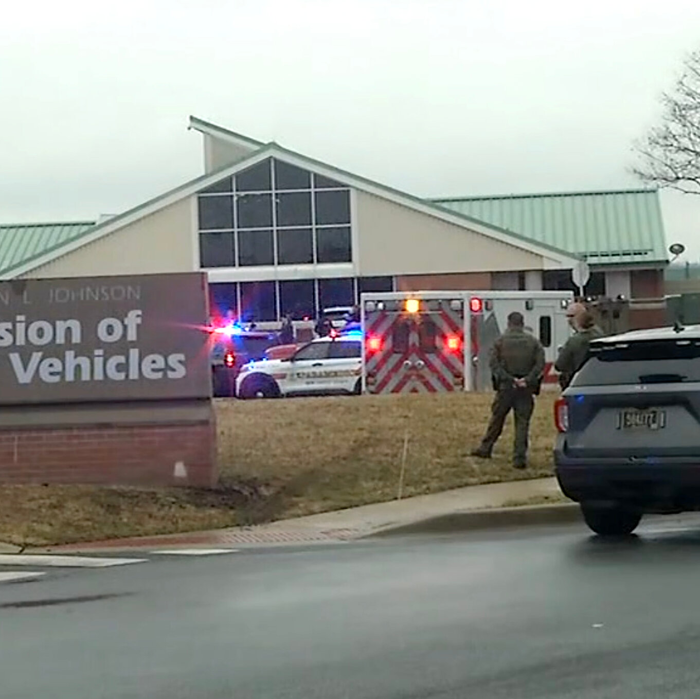 Trooper Killed at Motor Vehicle Office in Delaware