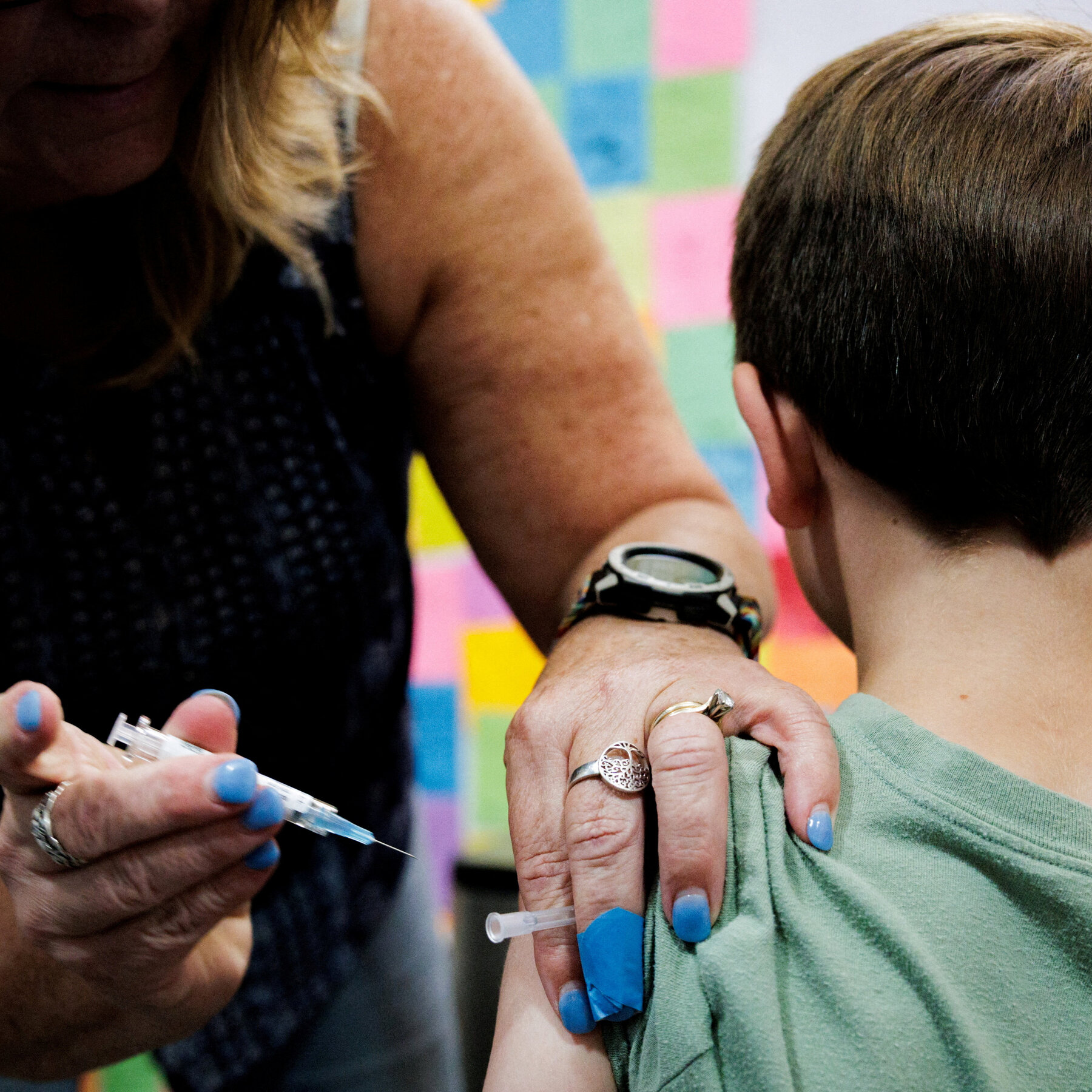 Trump Backs RFK Jr.’s Moves on New Childhood Vaccine Schedule