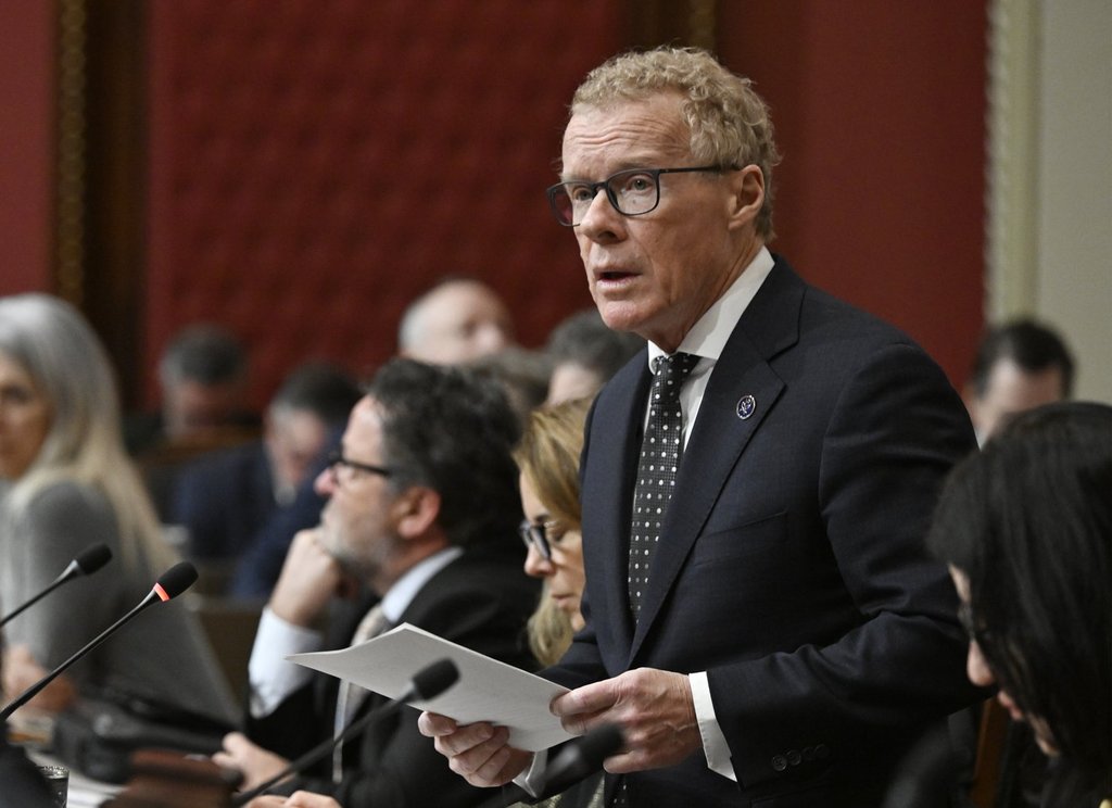 Legault to shuffle cabinet as 2 ministers announce run for CAQ leadership