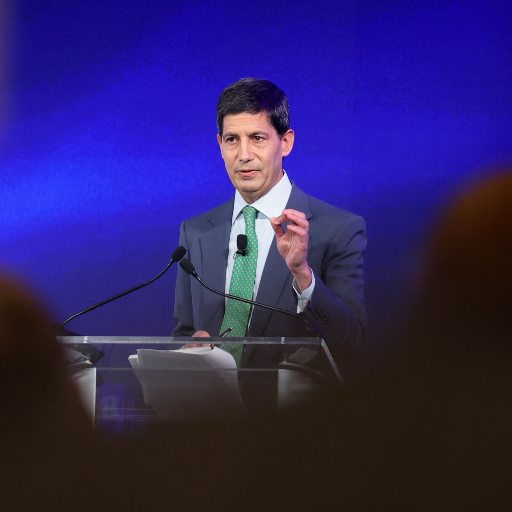 Trump Picks Kevin Warsh as Next Fed Chair