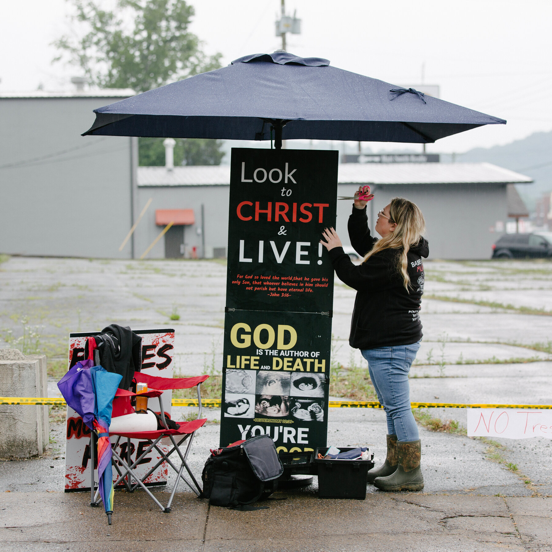 What to Know About the ‘Abortion Clinic’ Law Being Used to Charge Don Lemon