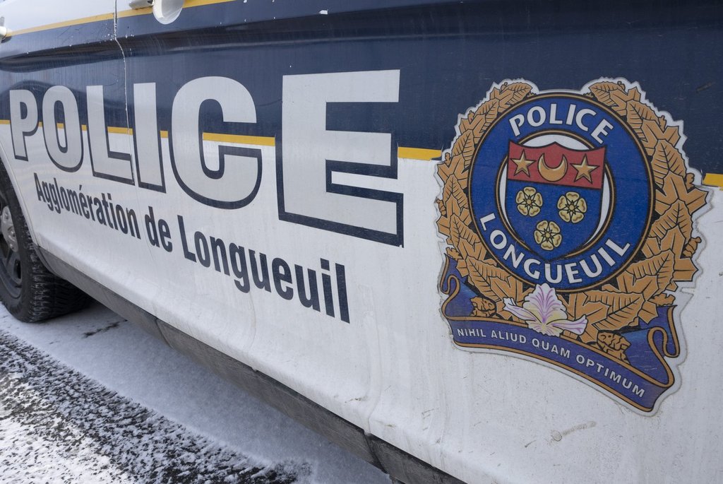 Body found after fire in an industrial building in Longueuil, Que.