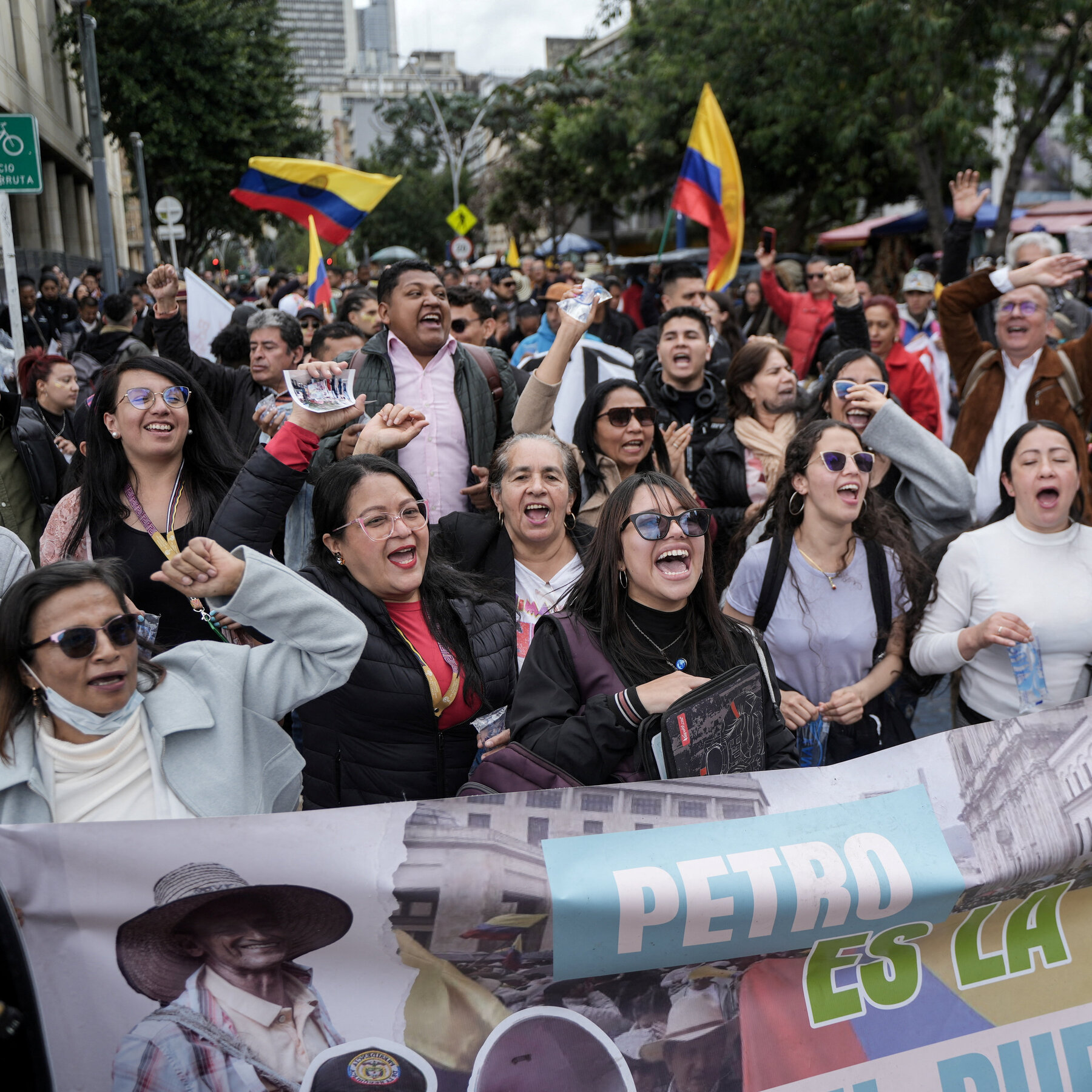 Colombians Rally During Their President’s Meeting with Trump
