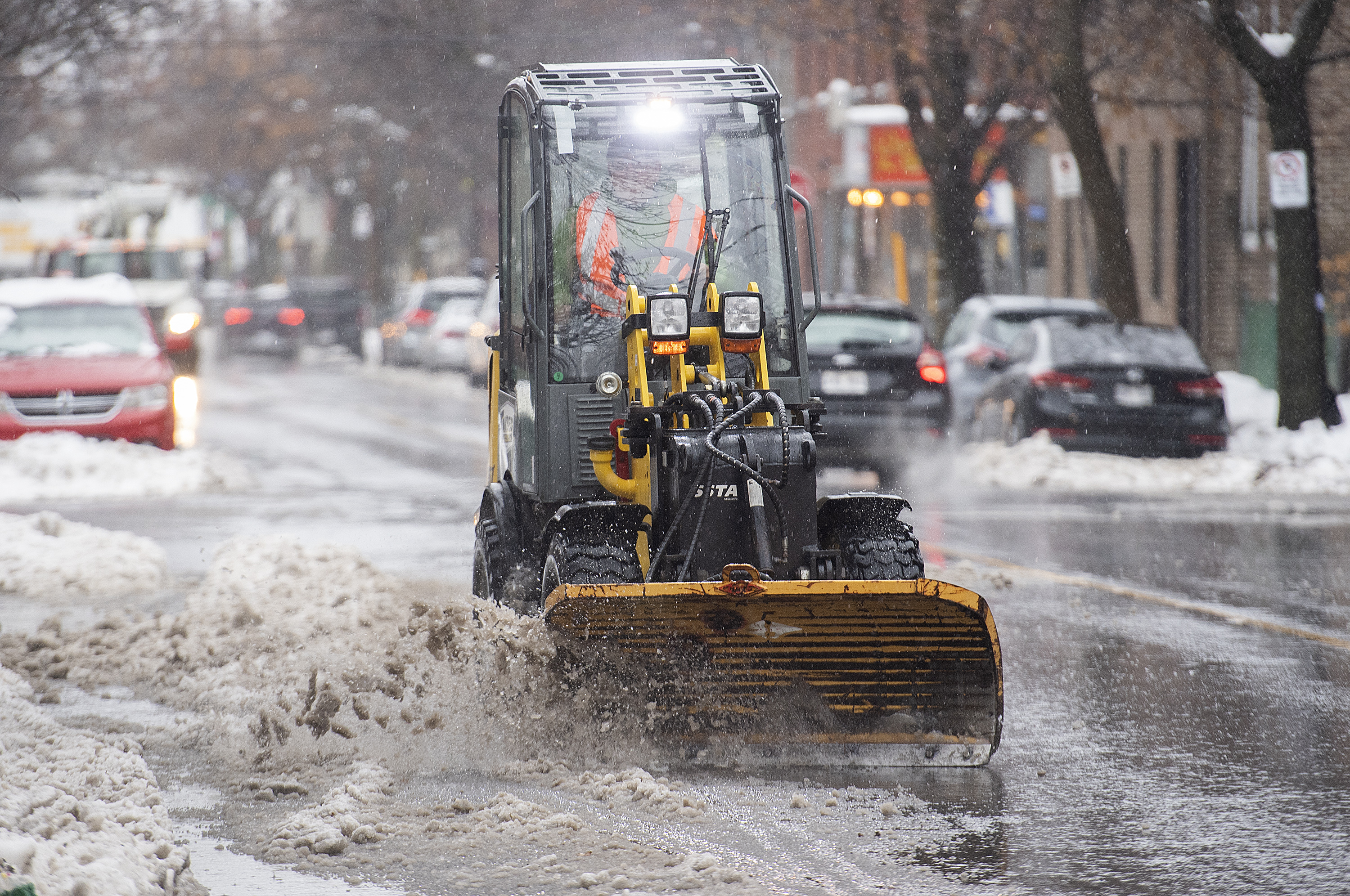 Montreal left without garbage collection as blue-collar workers launch 24-hour strike