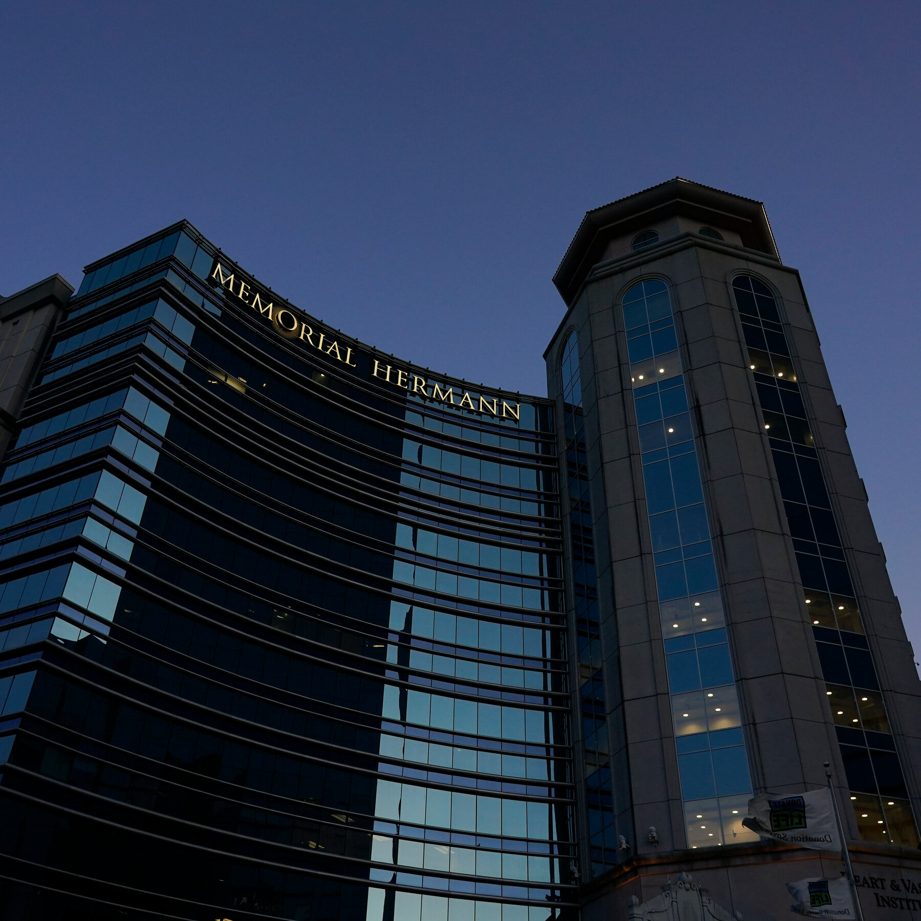 Texas Surgeon Faces Federal Charges That He Falsified Patient Records