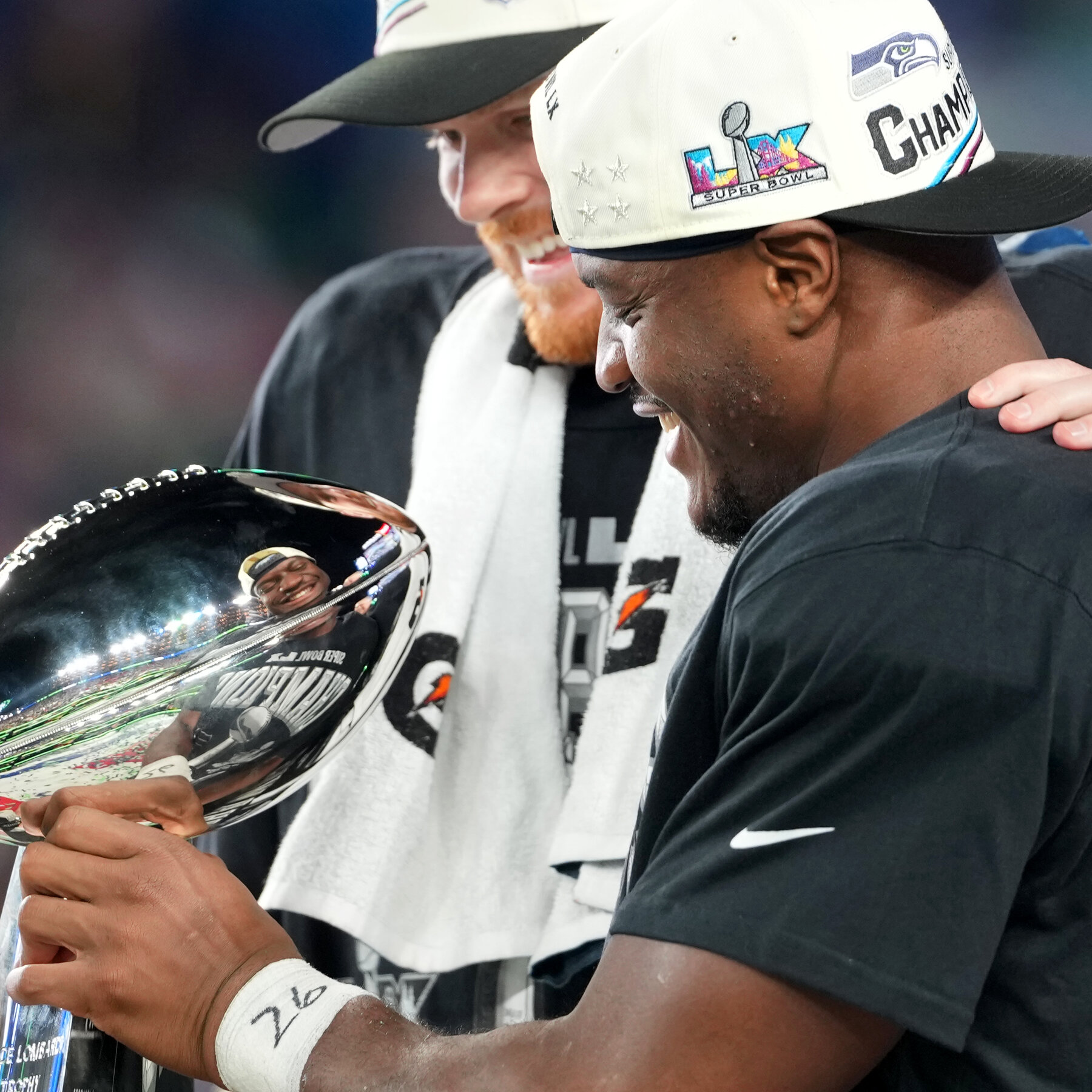 Seahawks’ Defense Swamps the Patriots: Images From the Super Bowl