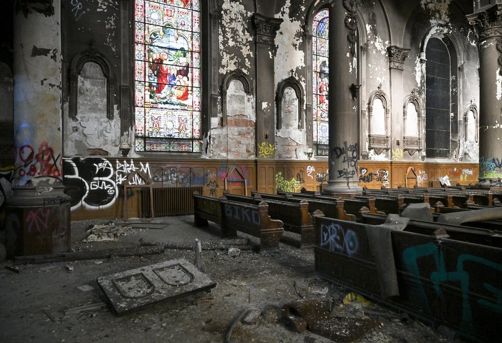 Montreal parish fights to demolish derelict church that’s become a TikTok destination