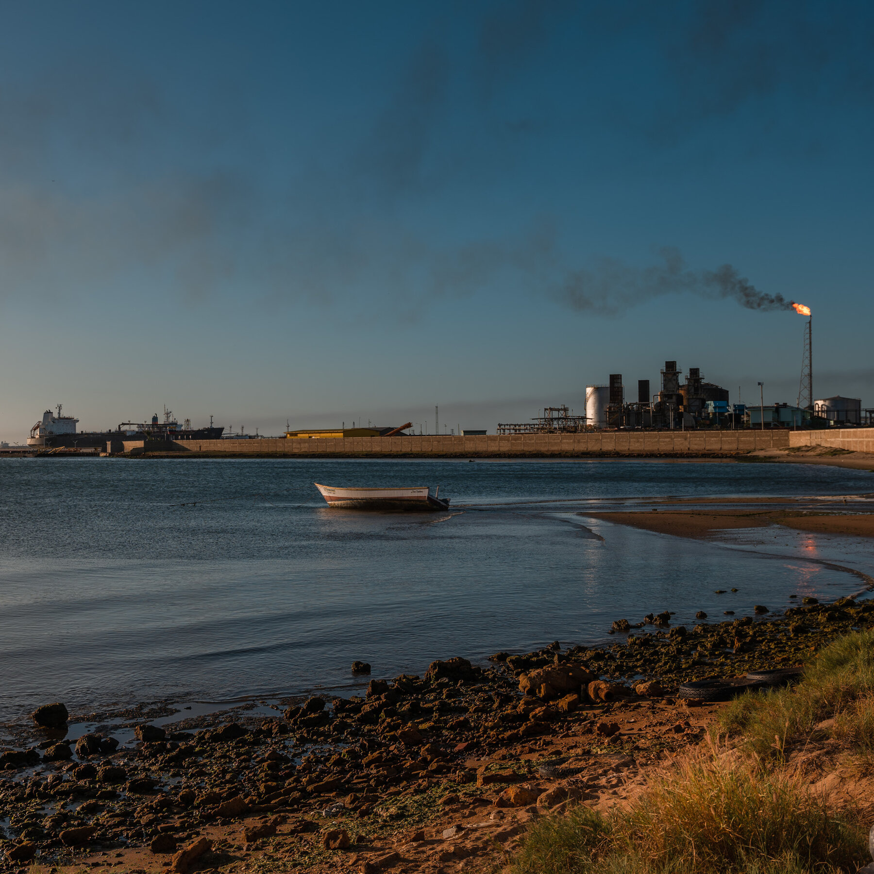 Democrats Push for Transparency on Venezuelan Oil Money Controlled by U.S.