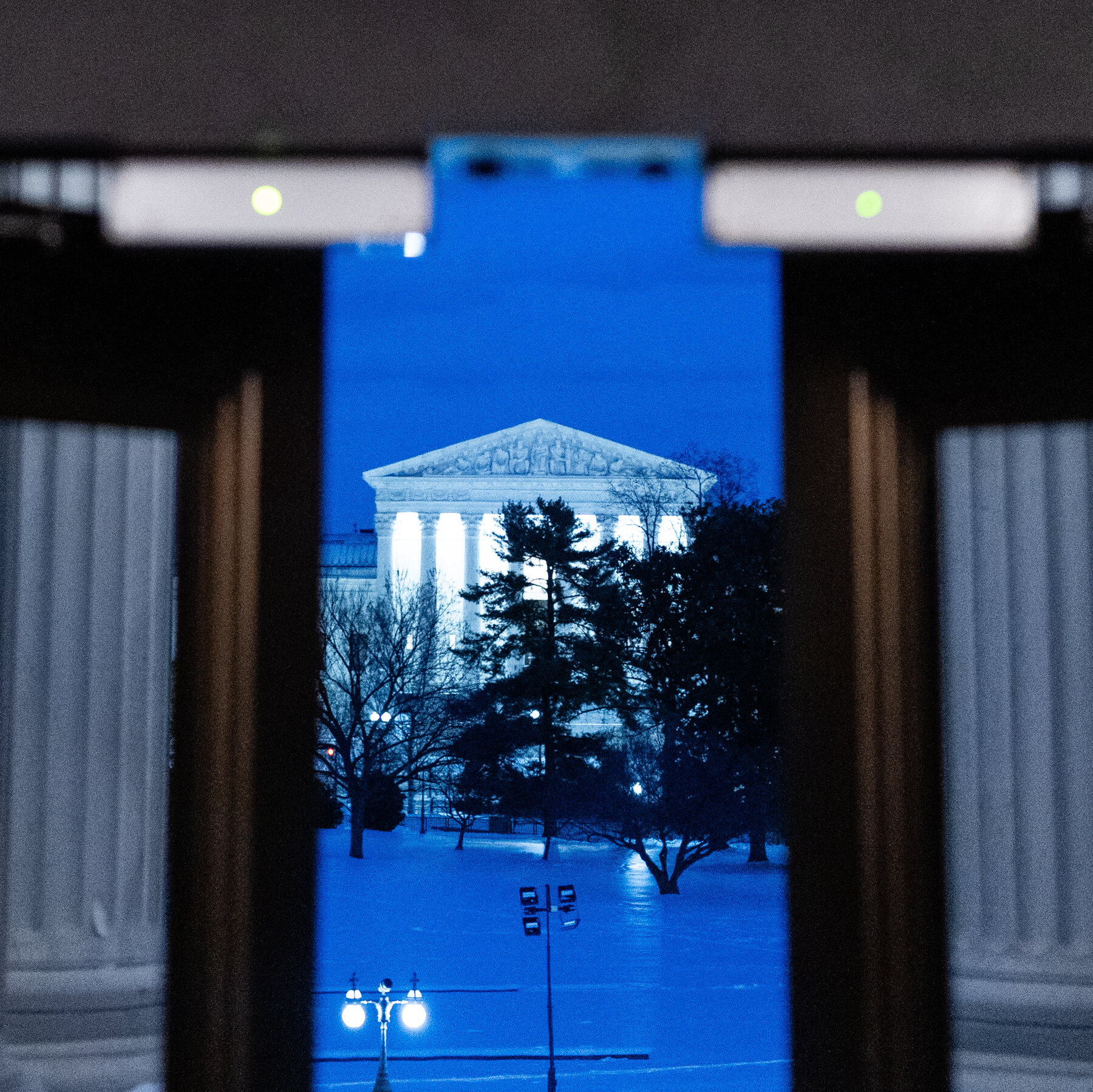 On Trump’s Tariffs, Supreme Court Hurries Up and Waits