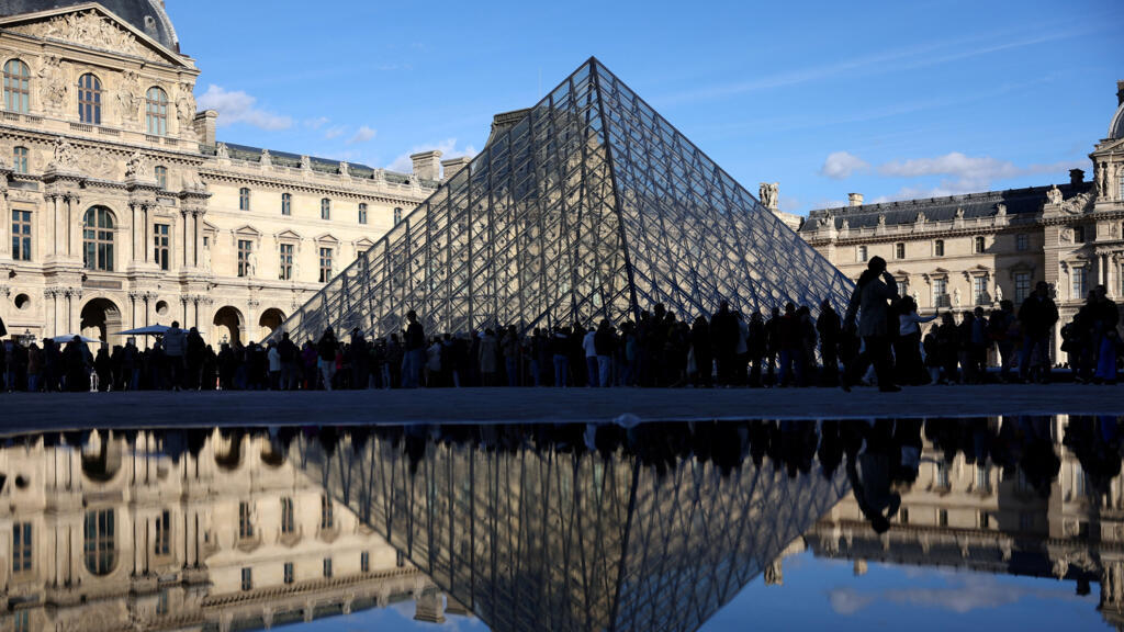 Nine detained in suspected decade-long Louvre ticket fraud case