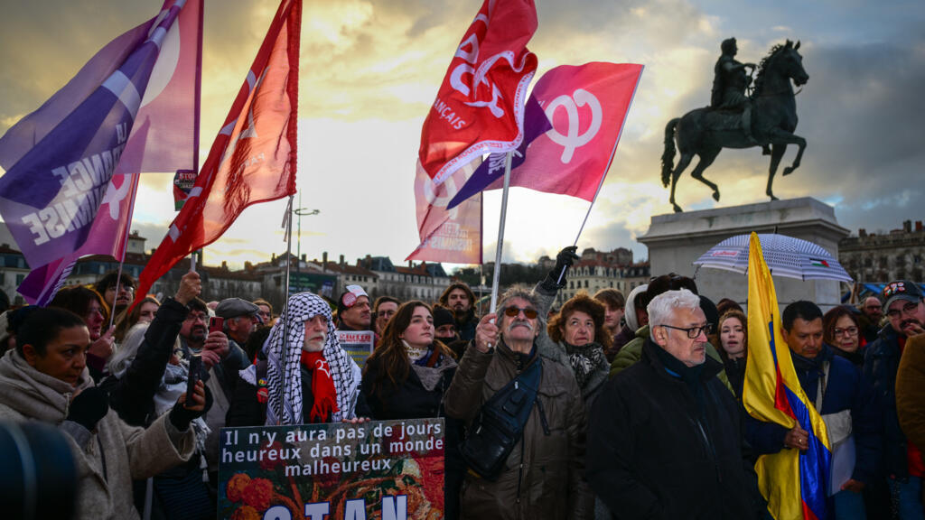 Macron hardens attack on far-left LFI, says antisemitic rhetoric must be tackled