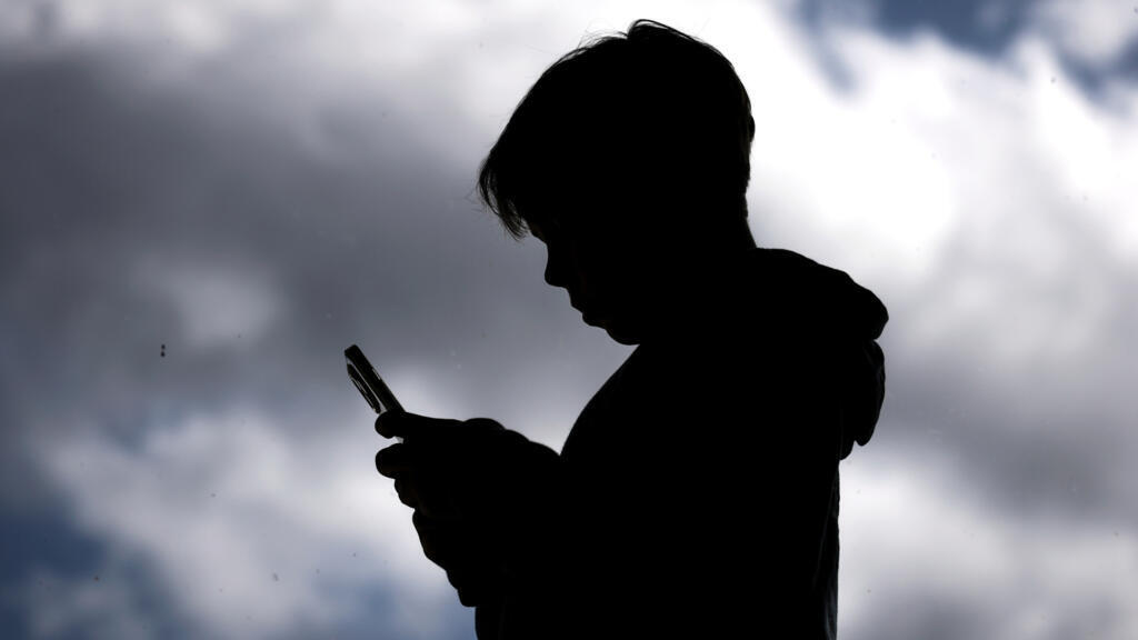 Can France really keep kids off social media, and will it make them safer?