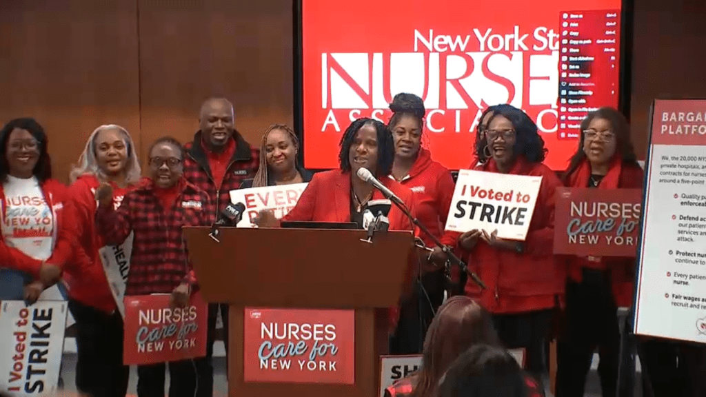 Des infirmières à New York concluent un accord provisoire pour mettre fin à une grève de six semaines