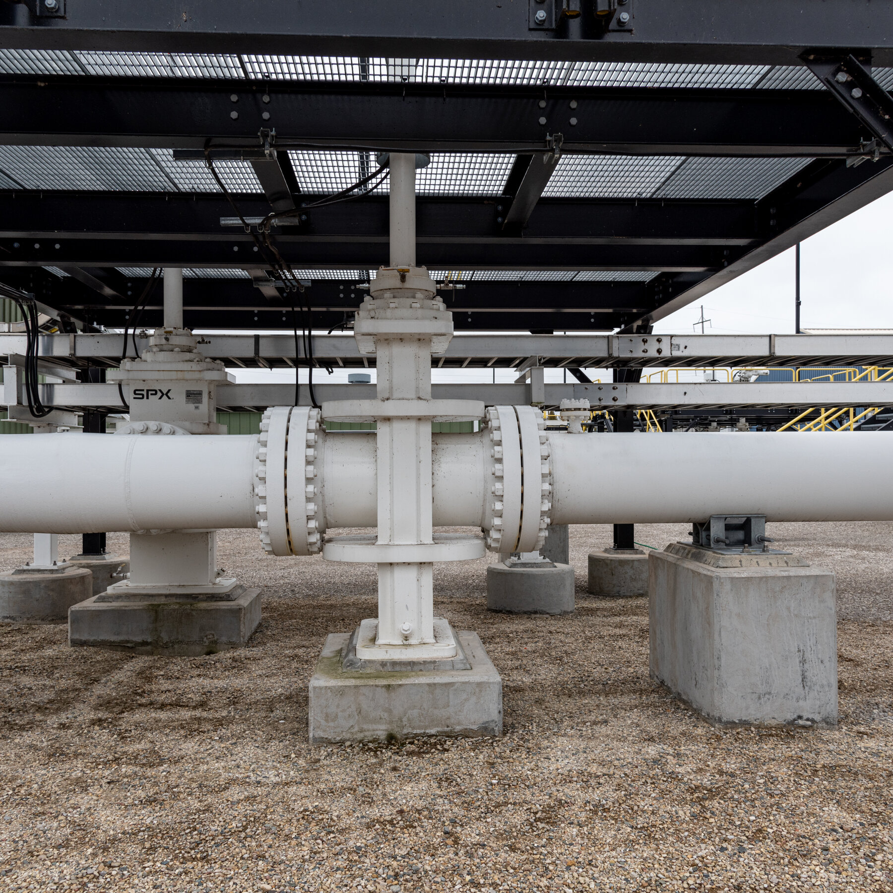 Supreme Court Hears Case That Could Decide Fate of Great Lakes Pipeline