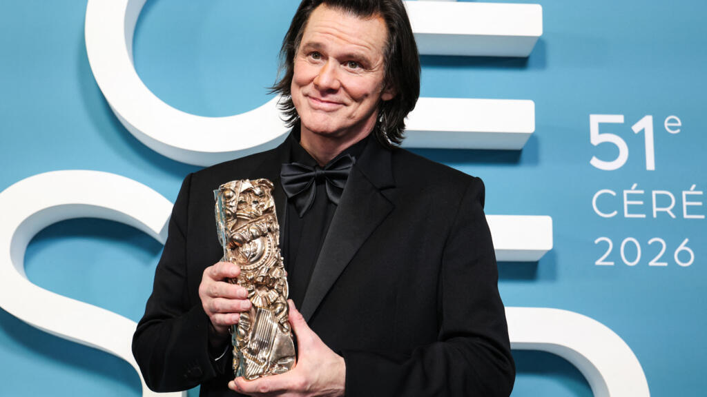 Jim Carrey unmasks French connections as he receives honorary César award