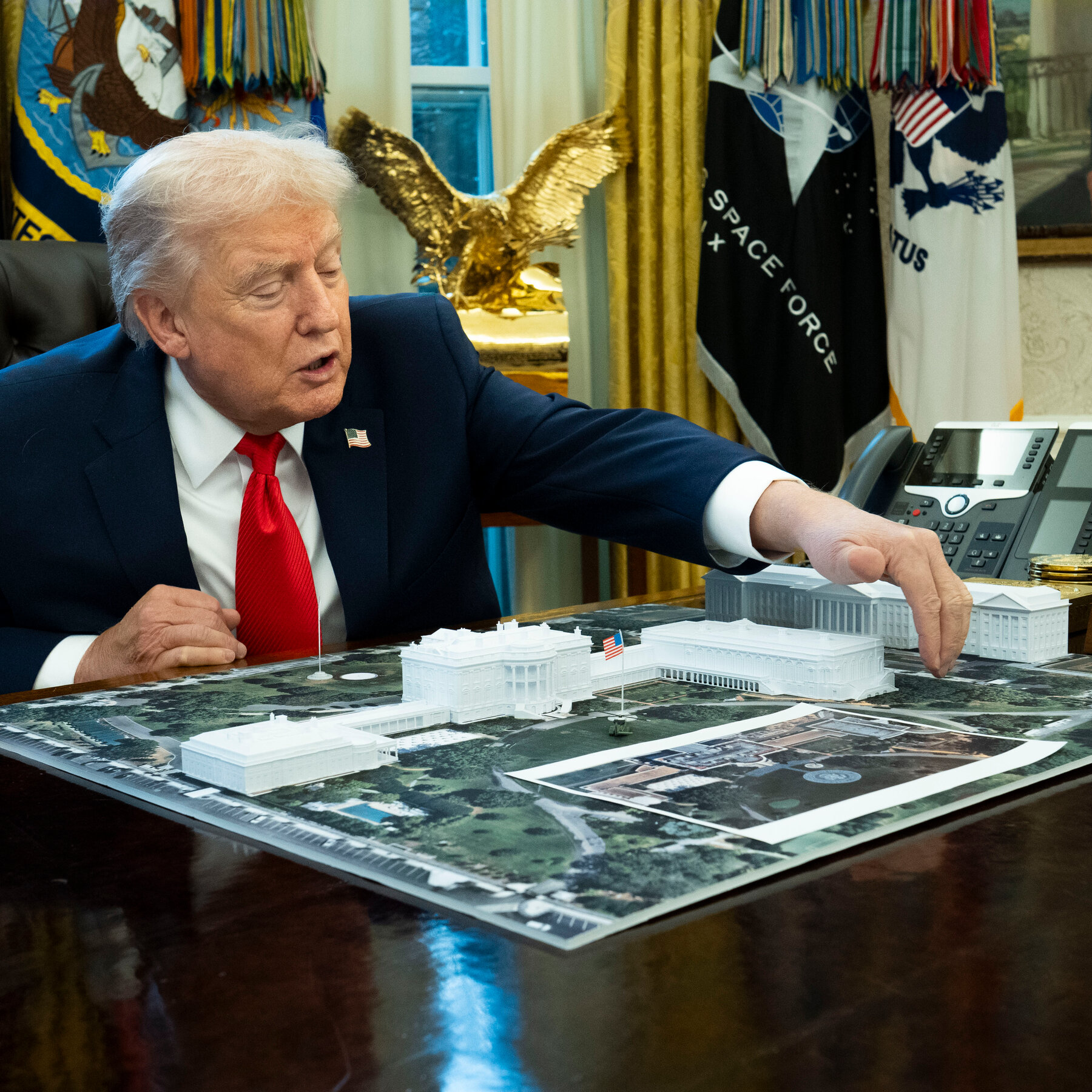 Board Delays Vote on Trump’s Ballroom Amid Deluge of Public Criticism