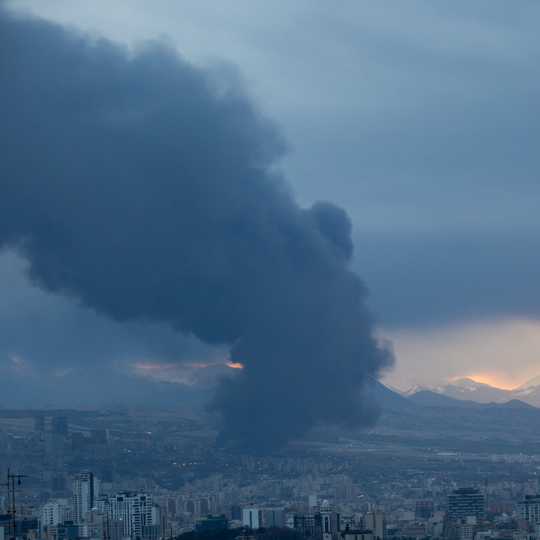 U.S. Continues Airstrikes Against a Wide Array of Targets in Iran