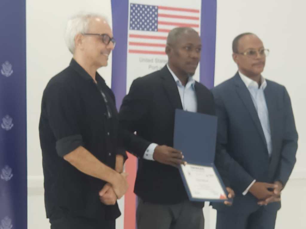 Pétion-Ville : un séminaire initié par l’Ambassade des États-Unis explore l’usage de l’intelligence artificielle dans le journalisme