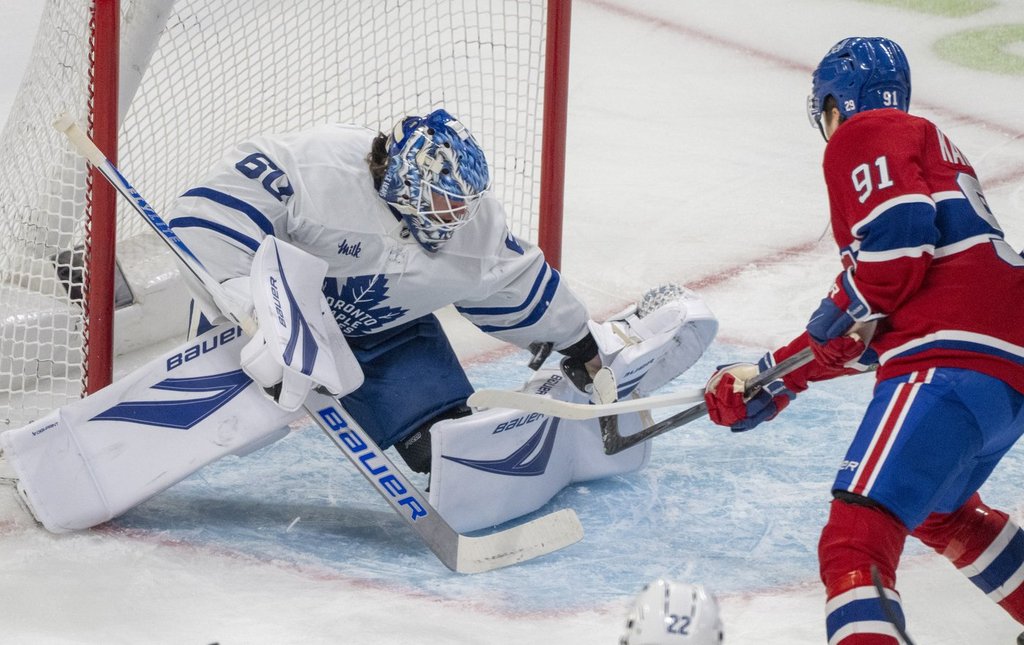 Kapanen scores 20th, Canadiens beat Leafs 3-1