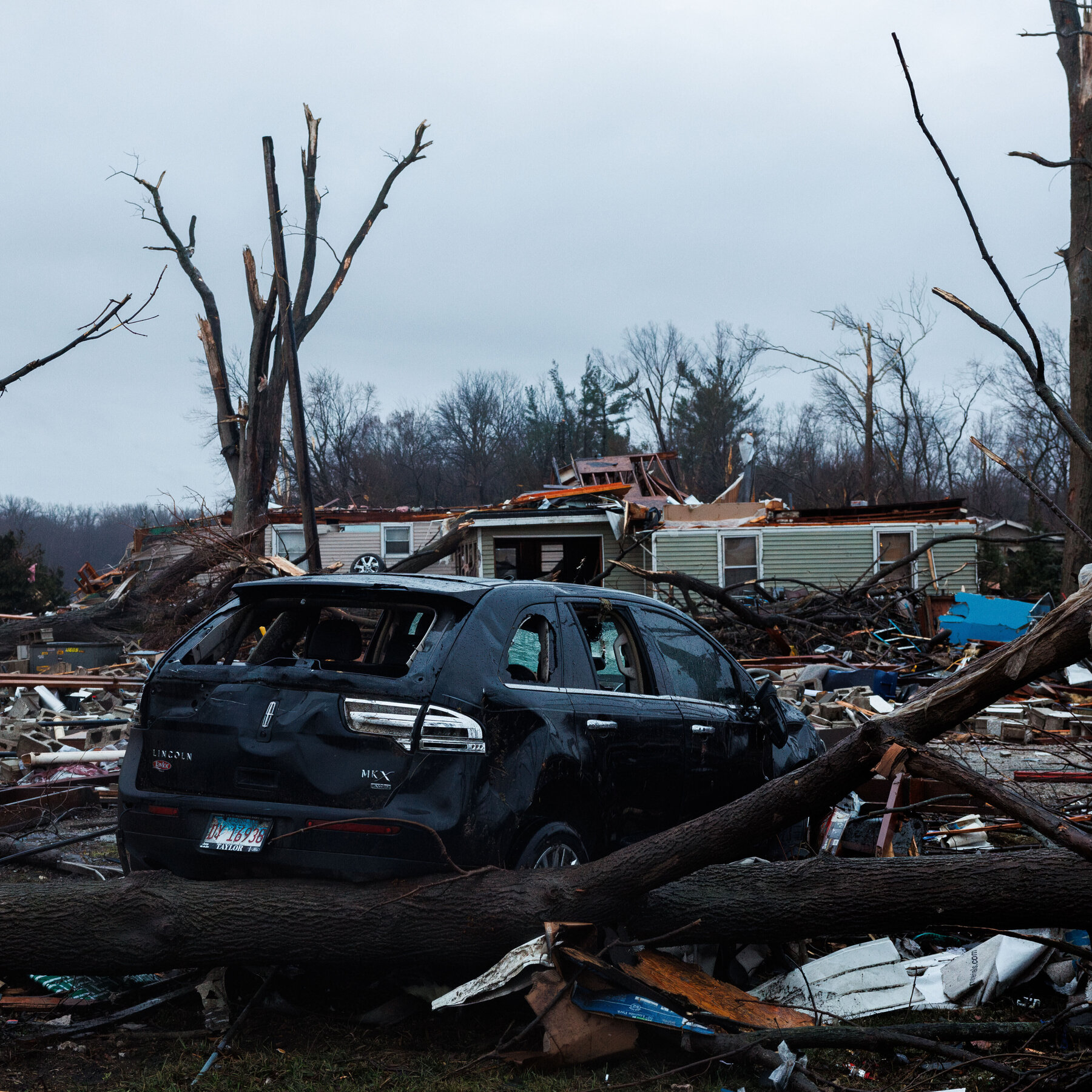 At Least 2 Killed as Tornadoes Hit Illinois and Indiana