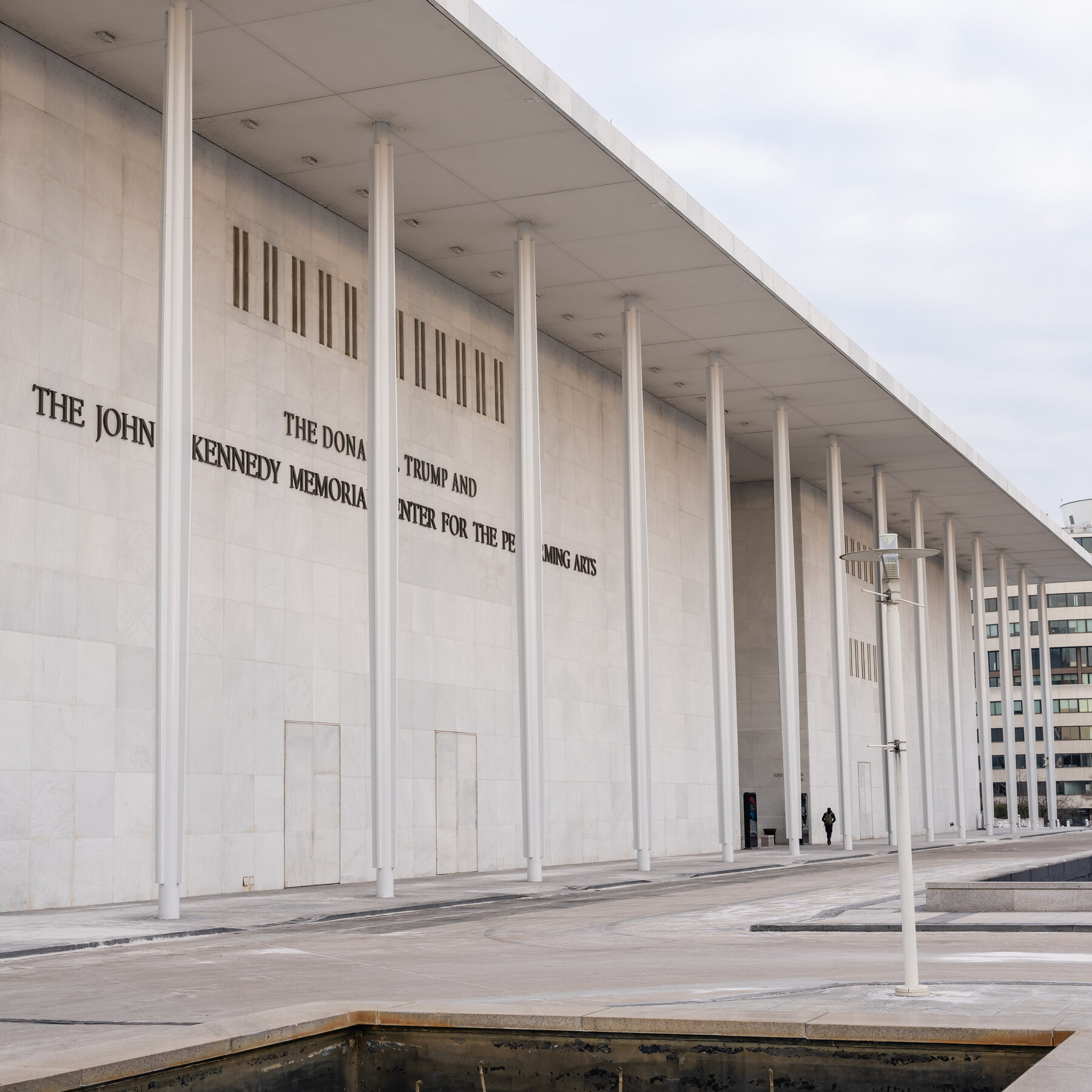 Judge Rules Lawmaker Must Be Allowed to Join Kennedy Center Board Meeting