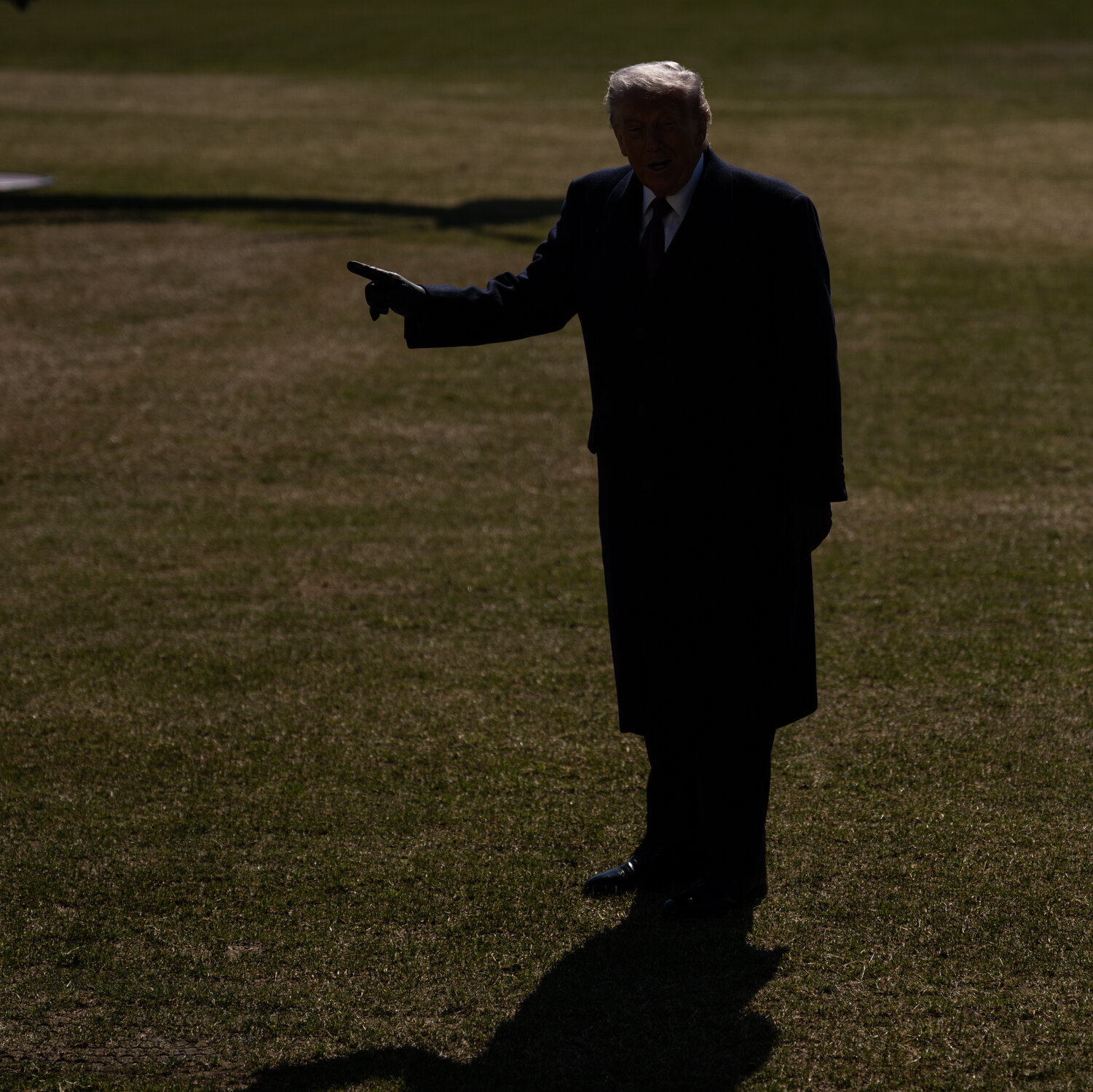 What Are Trump’s Positions on Iran? They Can Change by the Sentence.